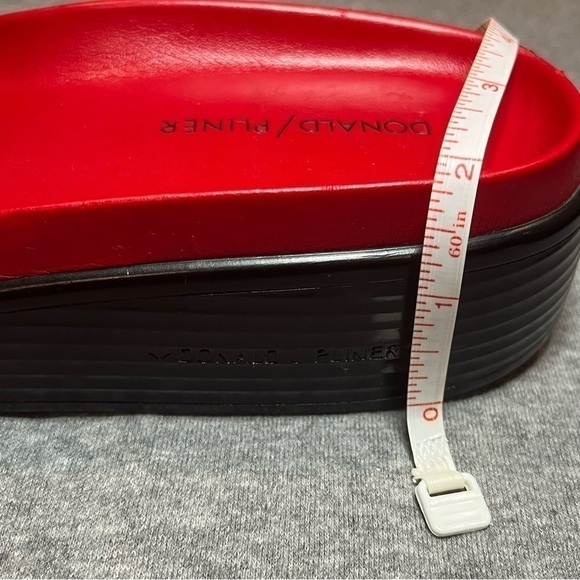 Donald Pliner wedge sandal. - Picture 10 of 10